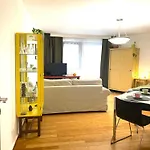 아파트 Grazbachgasse - Gratis Tiefgaragenplatz 그라츠