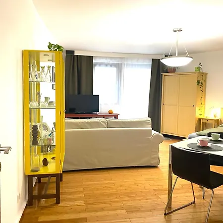 Apartment Grazbachgasse - Gratis Tiefgaragenplatz Graz